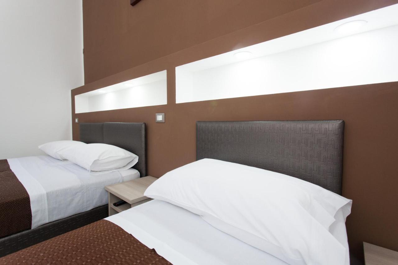 Abas Centro Storico B&B ปาแลร์โม ภายนอก รูปภาพ